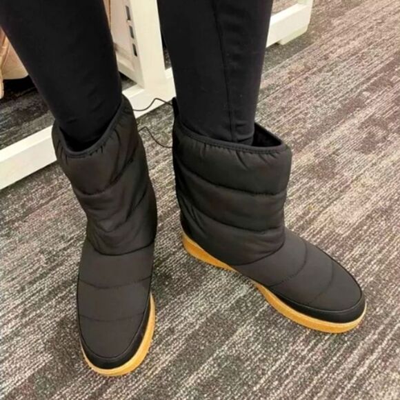 Women's Winter Boots sz.11 - Picture 6 of 8